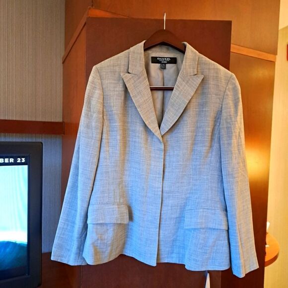 Emanuel Ungaro   - Picture 1 of 10